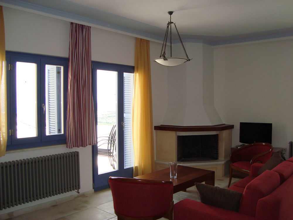 Thealia Apartment Karefiliana Ngoại thất bức ảnh